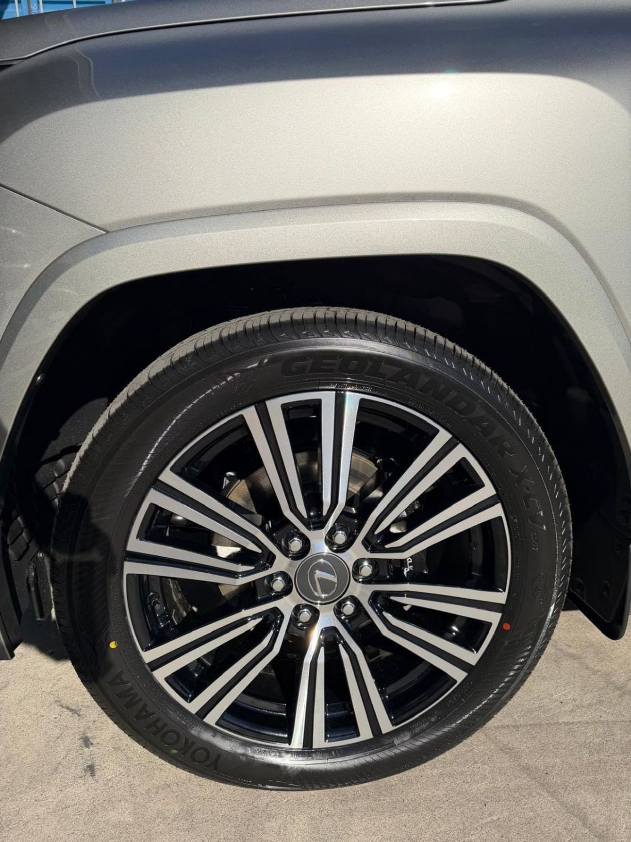 Lexus Lx500 D SIGNATURE