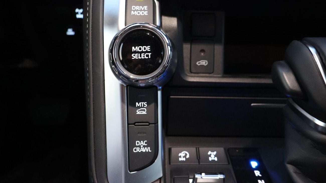 Toyota Land Cruiser GXR HYBRID