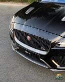 Jaguar F-PACE SVR