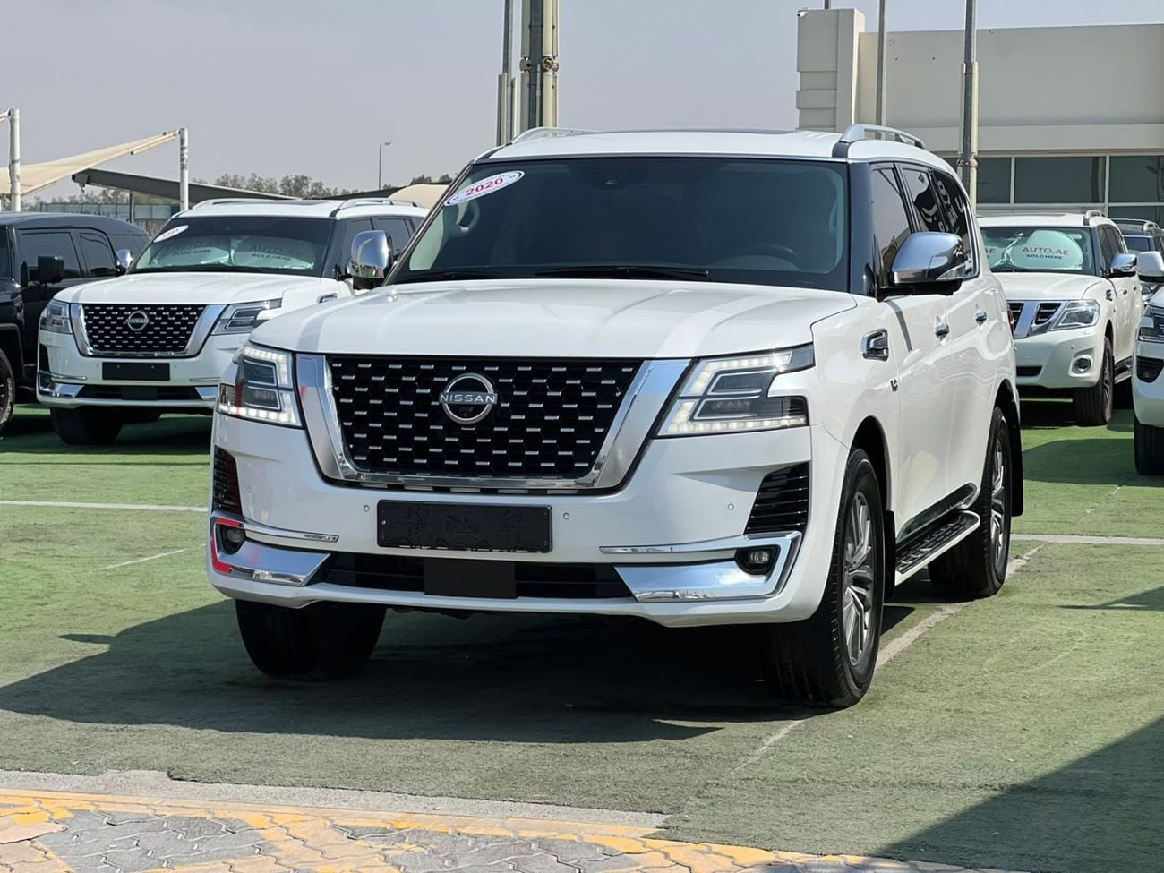 نيسان باترول LE بلاتينيوم سيتي محرك 5.6 لتر/V8