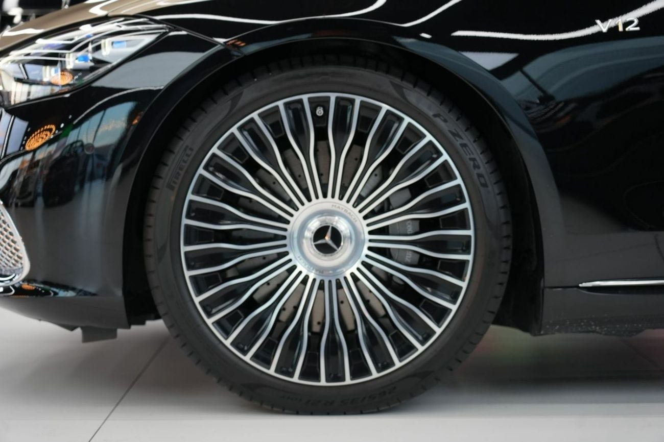 Mercedes Maybach S680 Maybach