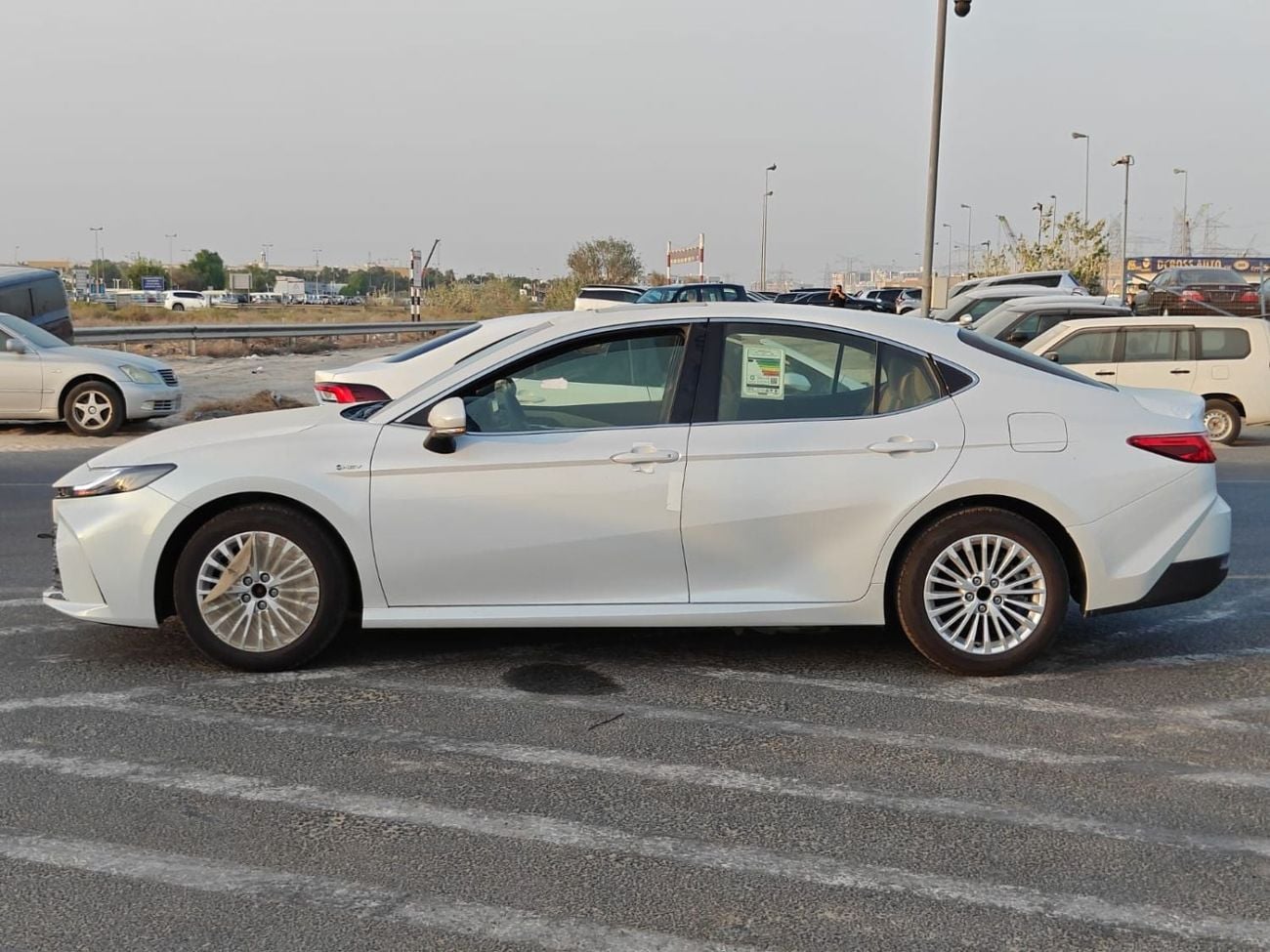 Toyota Camry LE HEV 2025 TOYOTA CAMRY 2.5L HYBRID LE GCC SPEC