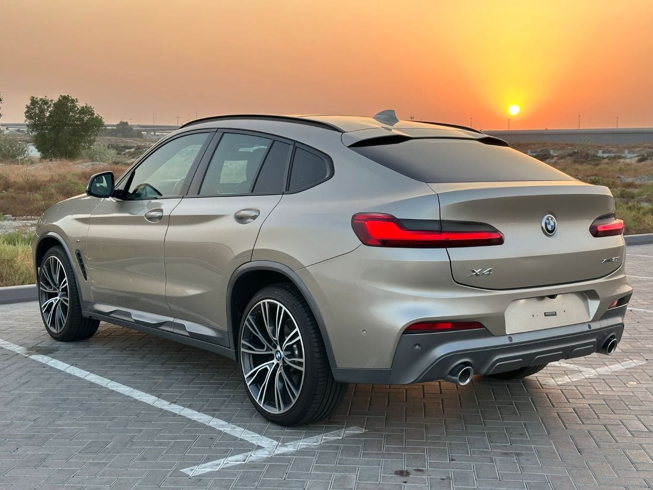 BMW X4 XDRIVE 30i EXCLUSIVE