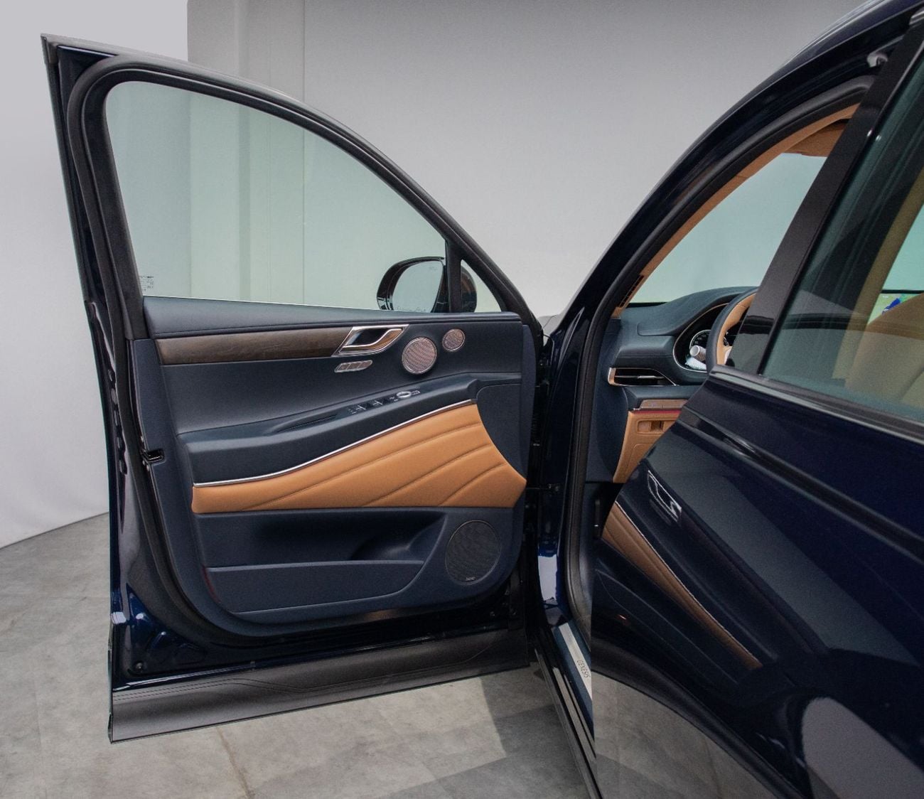 Genesis GV80 ROYAL