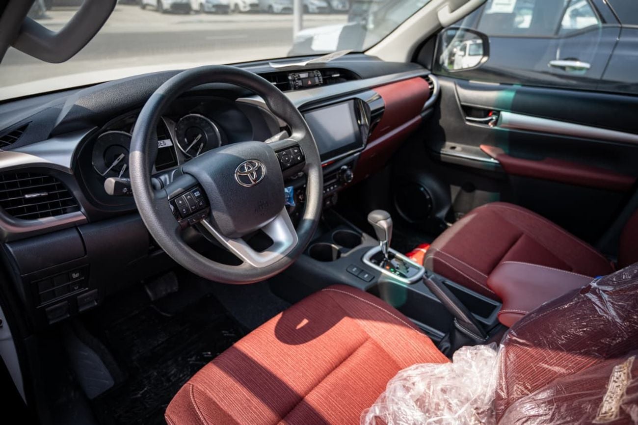 Toyota Hilux SR5 2.7L DC 2026 MODEL