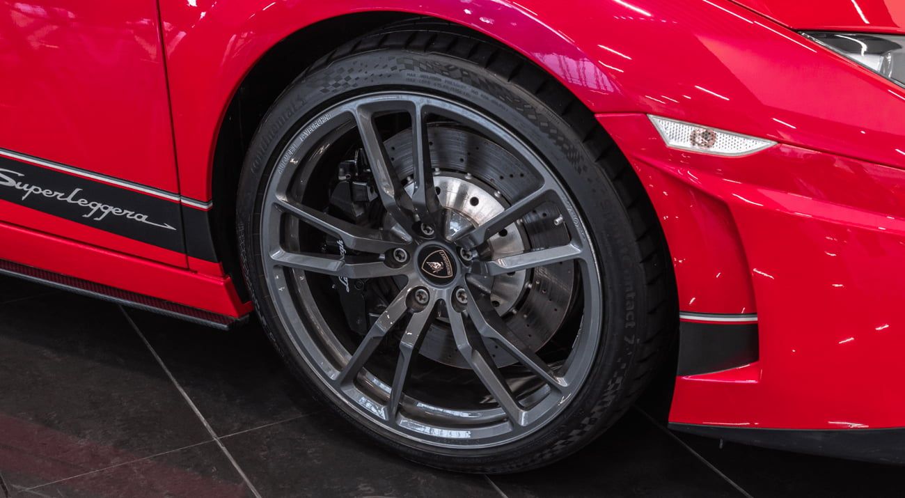 لامبورغيني جاياردو LP 570-4 SUPERLEGGERA