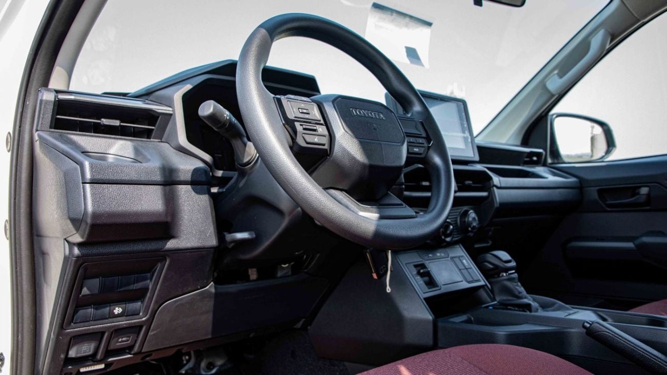 Toyota Hilux DC 4x4 D 2.8L AT DLS RA | 2027 | 3 Years Warranty | For Local Registration +10%