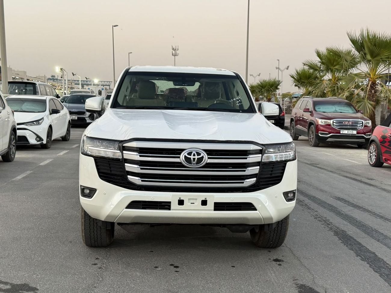 Toyota Land Cruiser GXR LAND CRUISER GXR 3.3L TWIN TURBO DIESEL WITHOUT SUNROOF 2026 MODEL