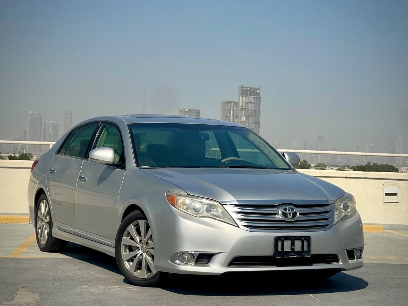 Toyota Avalon LIMITED | GCC Specification