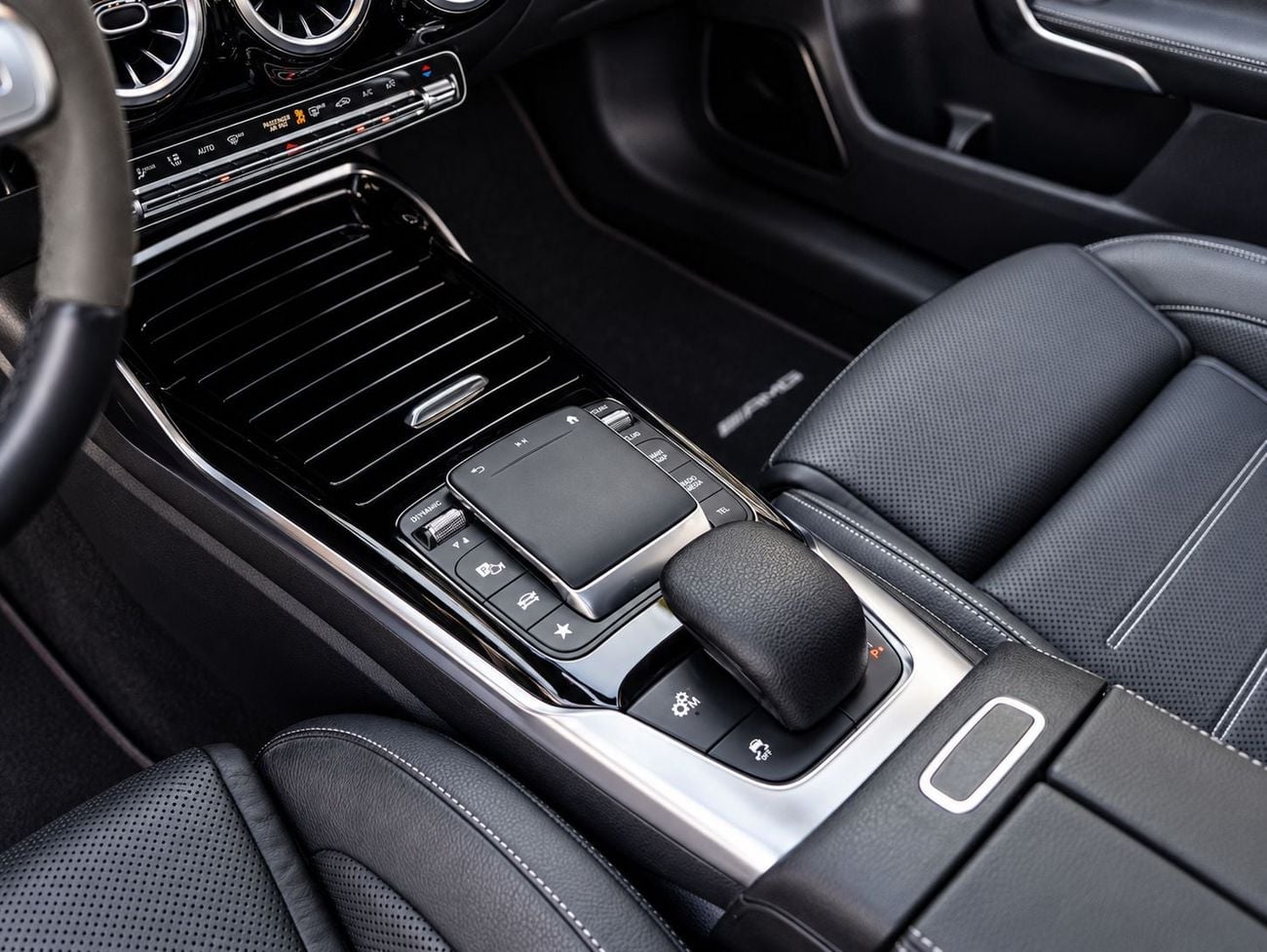 مرسيدس بنز A45 AMG- S