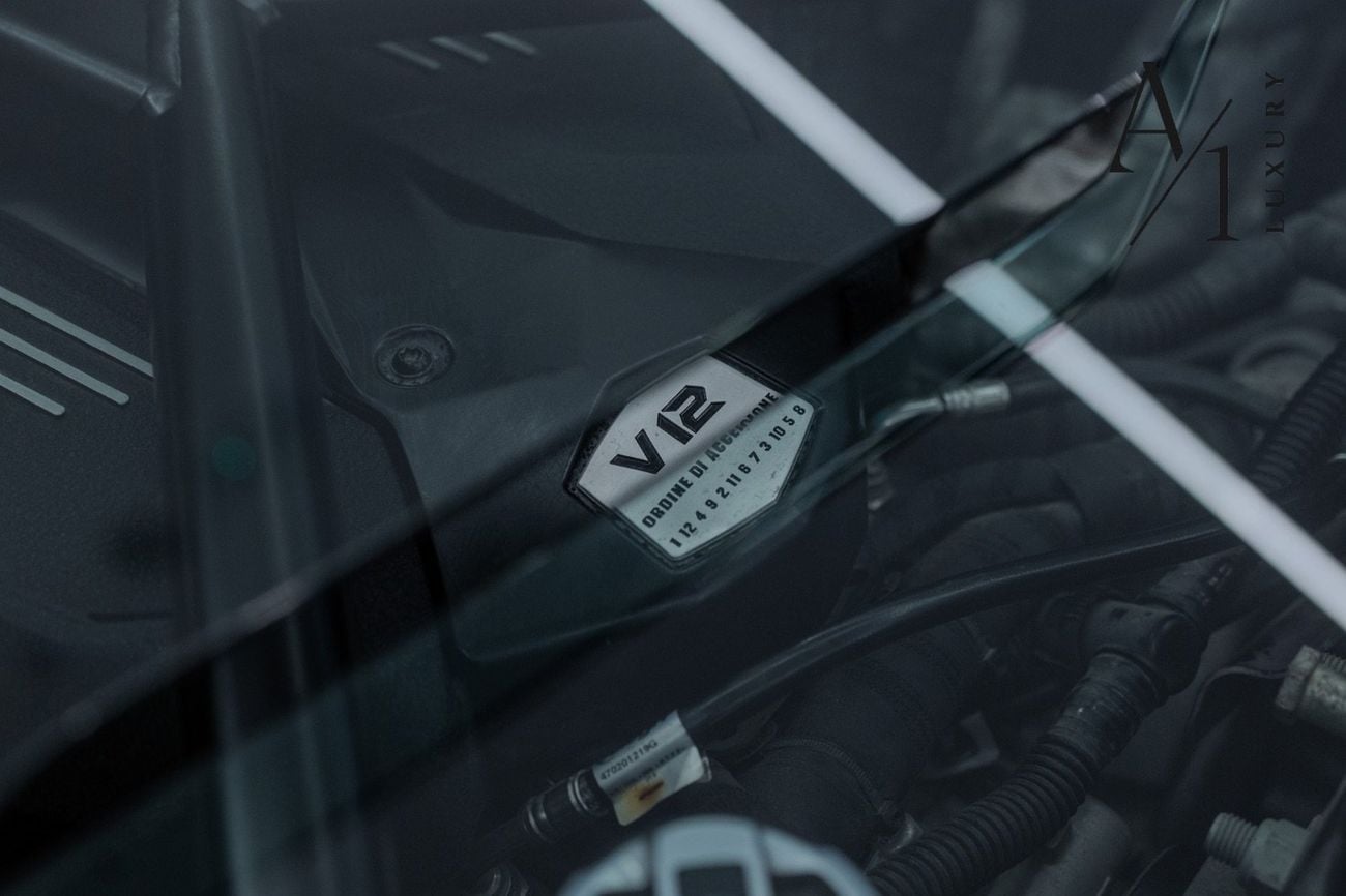 لامبورغيني أفينتادور S 2018, Immaculate Condition, Carbon Fibre Package, Japanese Spec