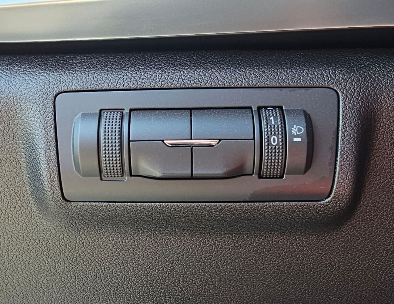 Chery Tiggo 7 Tiggo 7 CHERY TIGGO 7 CHAMPION || 1.5L PETROL V4 | PANORAMIC ROOF | RADAR | FULL OPTION
