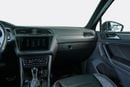 Volkswagen Tiguan R-LINE PLUS-GCC-Al Nabooda Full Service History-1 Owner-Leather Interior