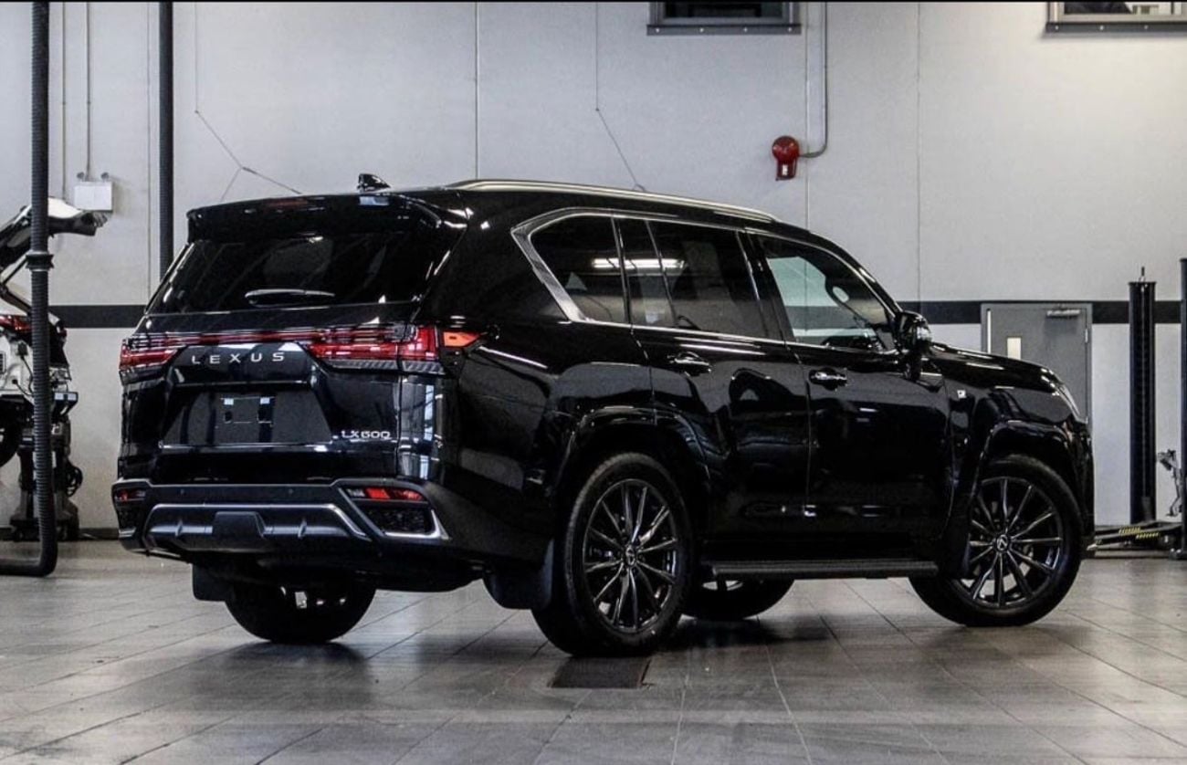 لكزس LX 600 F SPORT