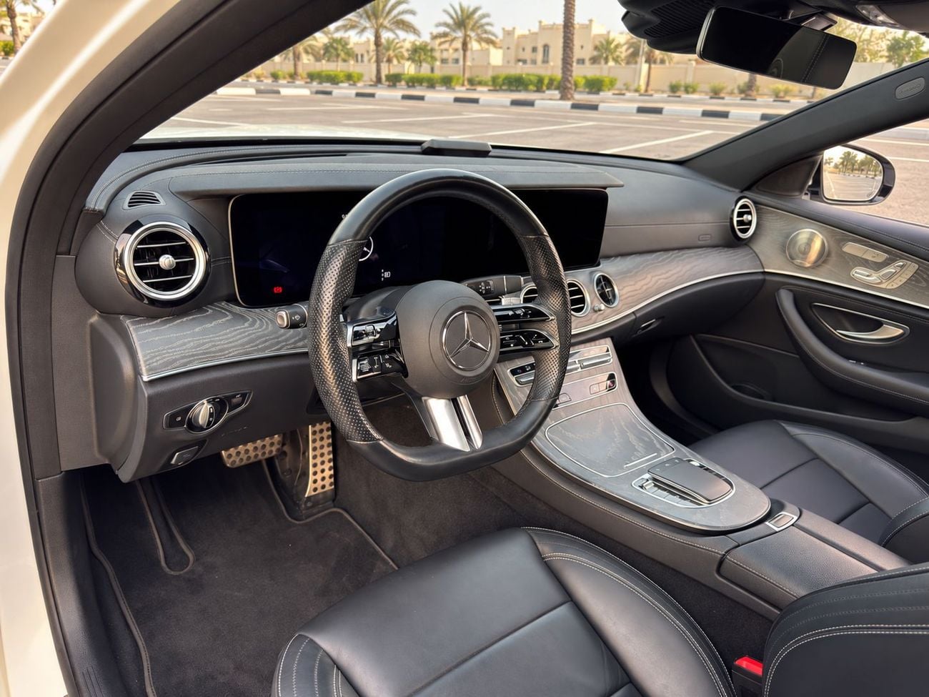 Mercedes Benz E350 AMG LINE