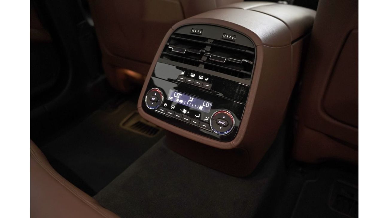 Maserati Quattroporte Base