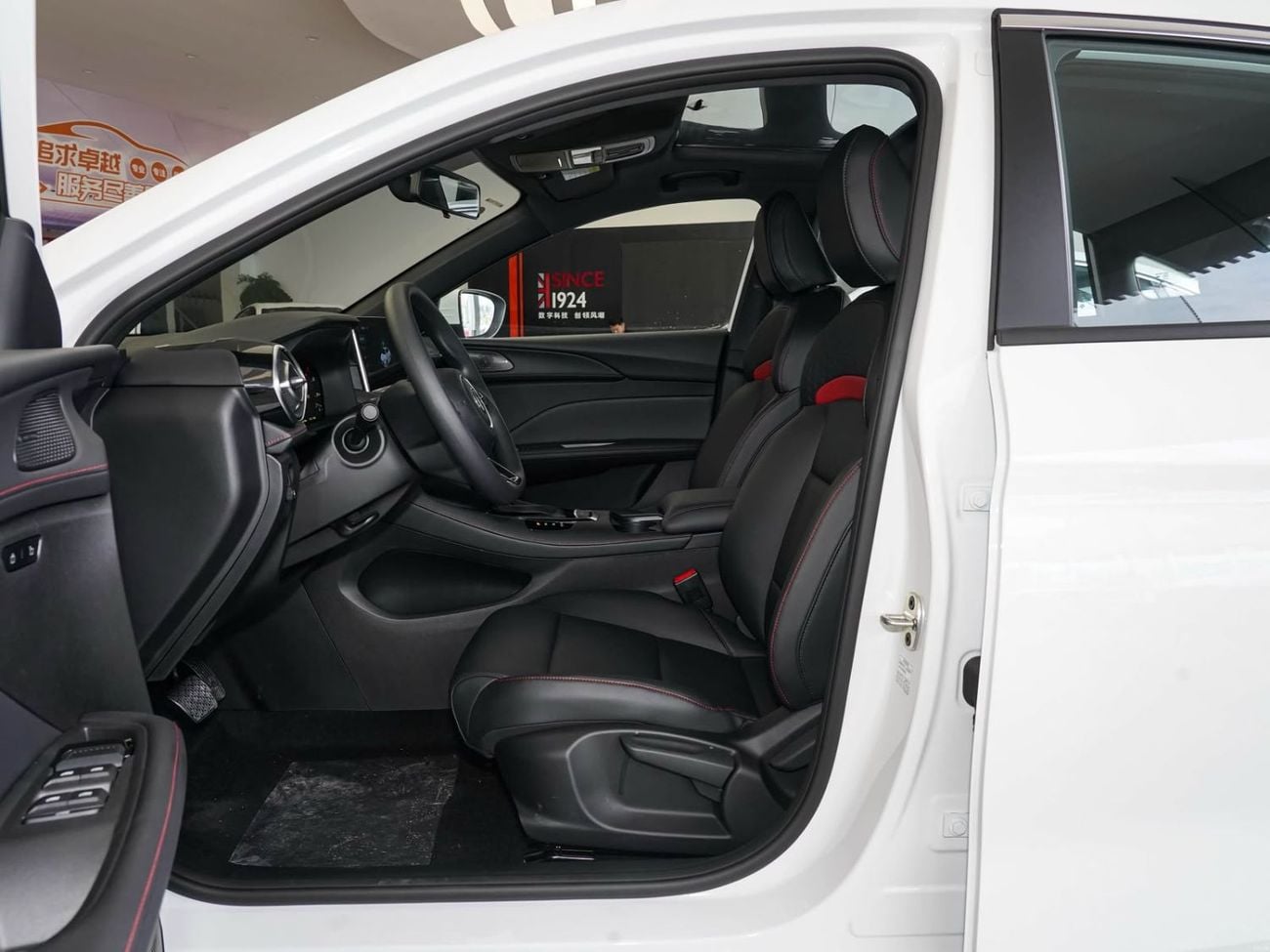 MG 5 LUXURY 2026