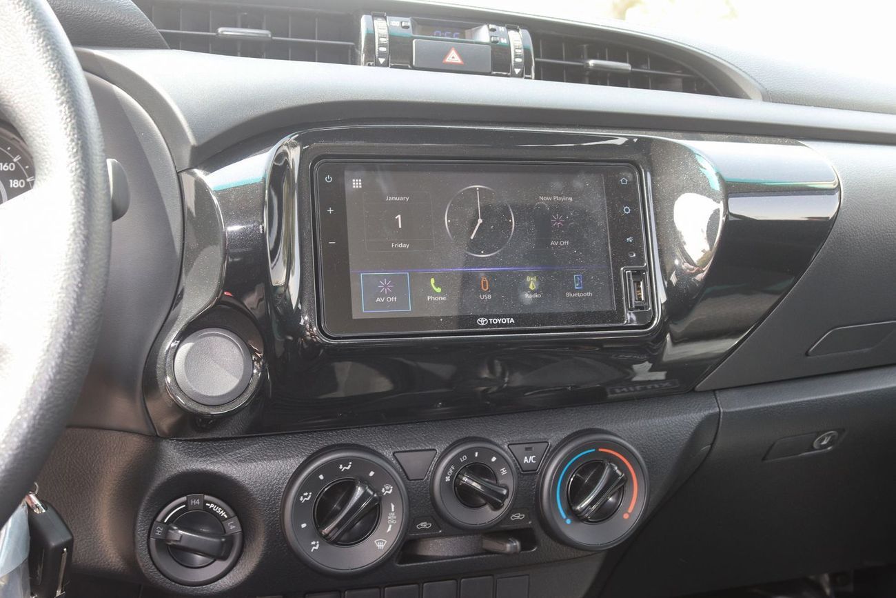 Toyota Hilux DC . 2.4L . 6-Speed Manual . Diesel . 4WD . 5 Seats . 4 Doors 2026 Model Toyota Hilux DC, 2.4L Diesel 4WD 6M/T