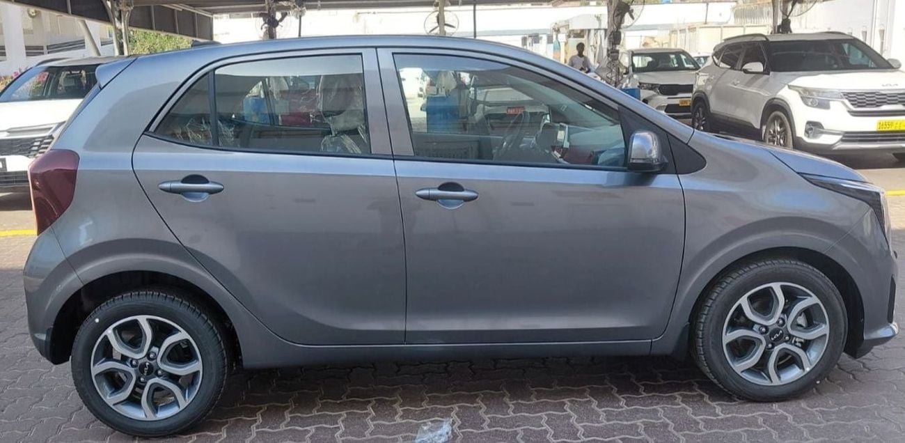 Kia Picanto GCC Specs 2027 Model with Sunroof