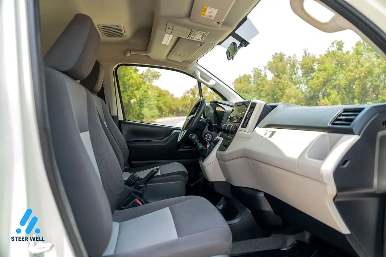 Toyota Hiace GL 2022 | H300 3.5L Petrol Manual 13-Seater Passenger Van | GCC Specs