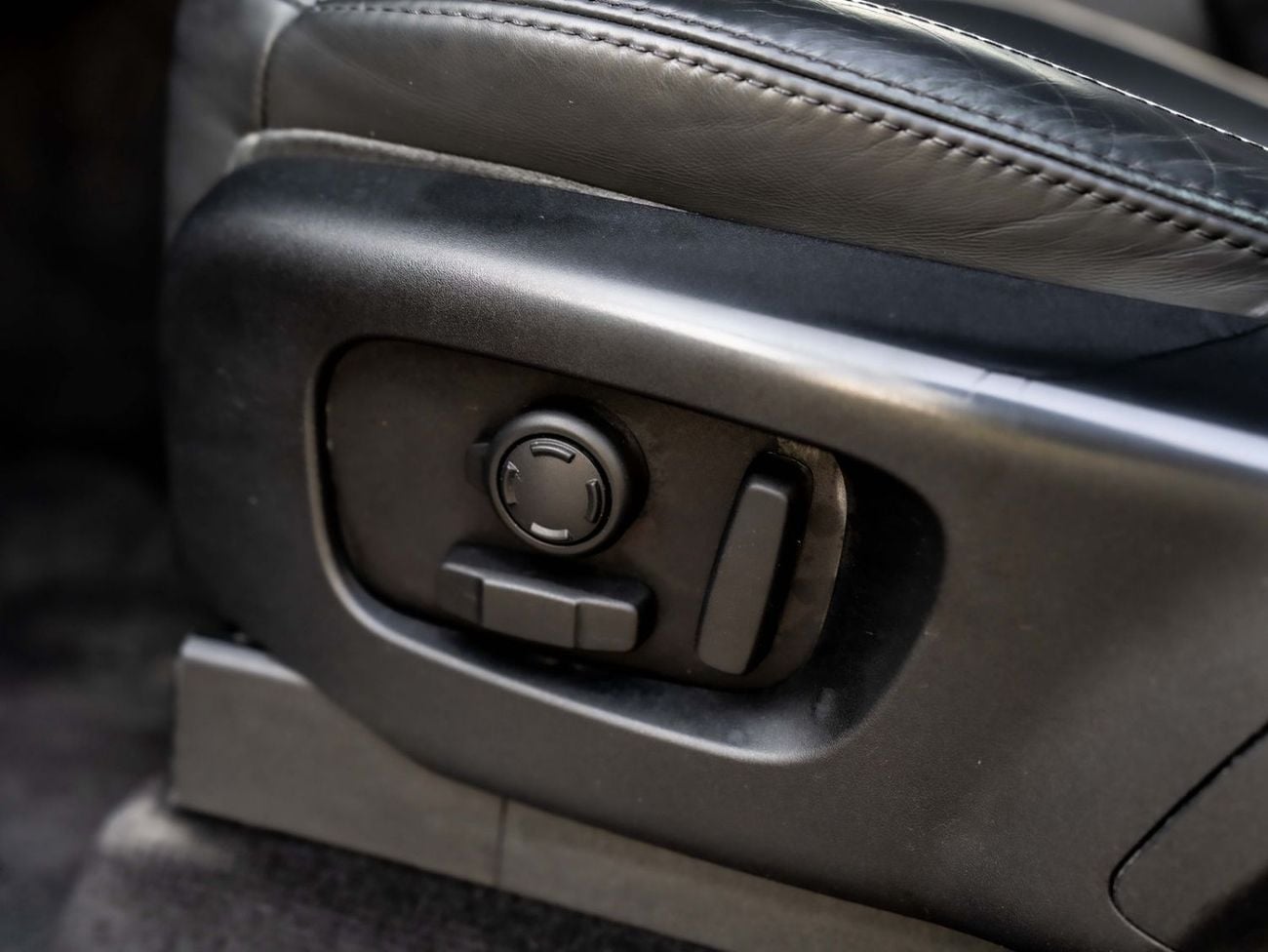 Land Rover Discovery HSE LUXURY