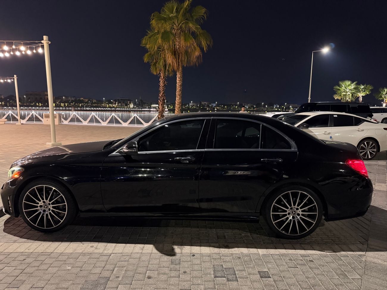 Mercedes Benz C300 STANDARD
