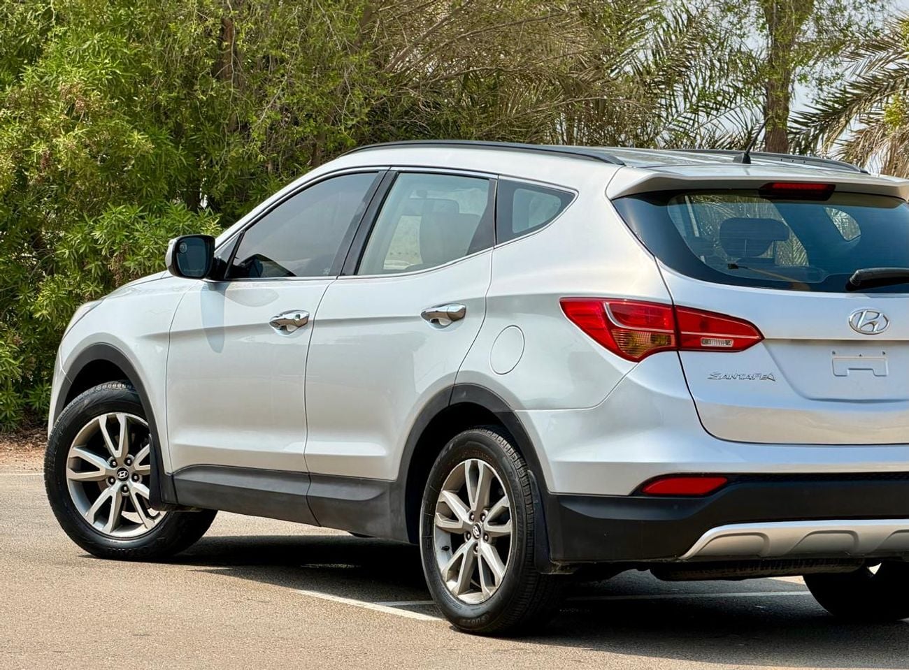 Hyundai Santa Fe GL 2014 2.4L GL, 7 Seater | GCC I Camera, Cruise | Well Maintained
