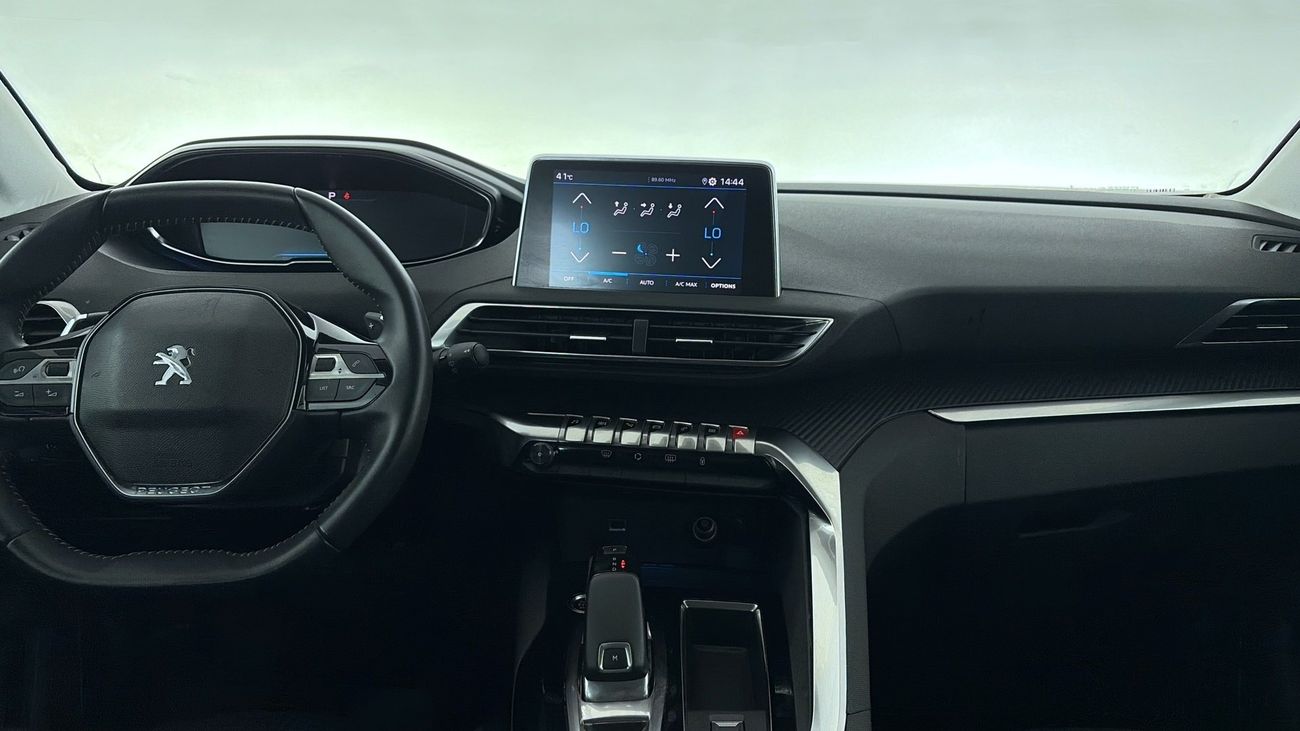 Peugeot 5008 ACTIVE PLUS | Guaranteed Warranty | 0 Down Payment