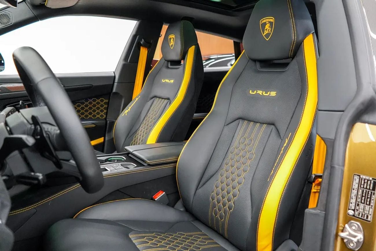 Lamborghini Urus PERFORMANTE | GCC | WARRANTY | FULL CARBON | EXCELLENT CONDITION
