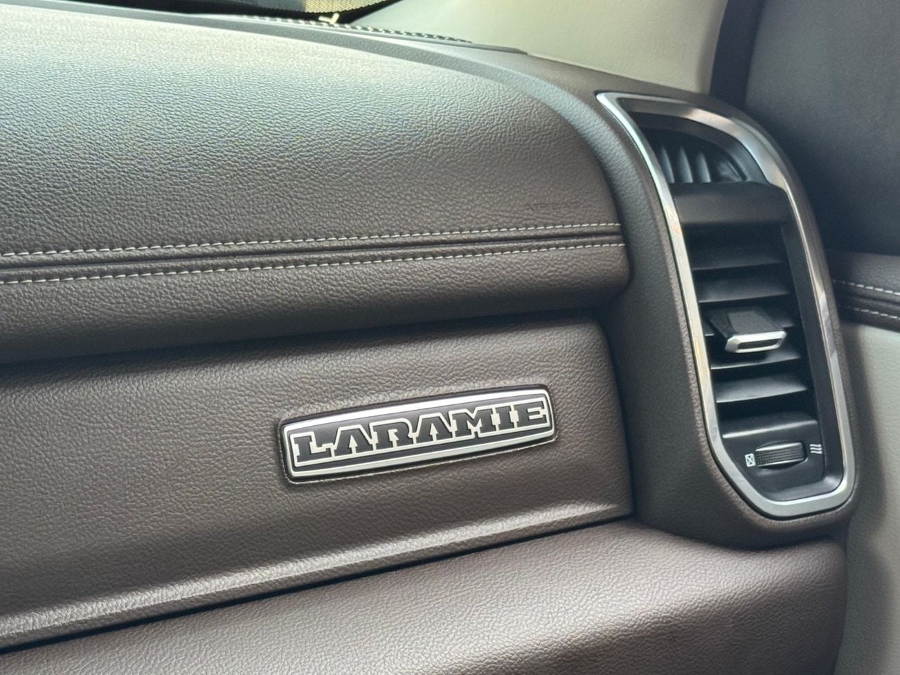 رام لارامي RAM 1500 SST / LARAMIE 4X4 / CHROME PACK / HURRICANE ENGINE / ZERO DOWN PAYMENT AVAILABL
