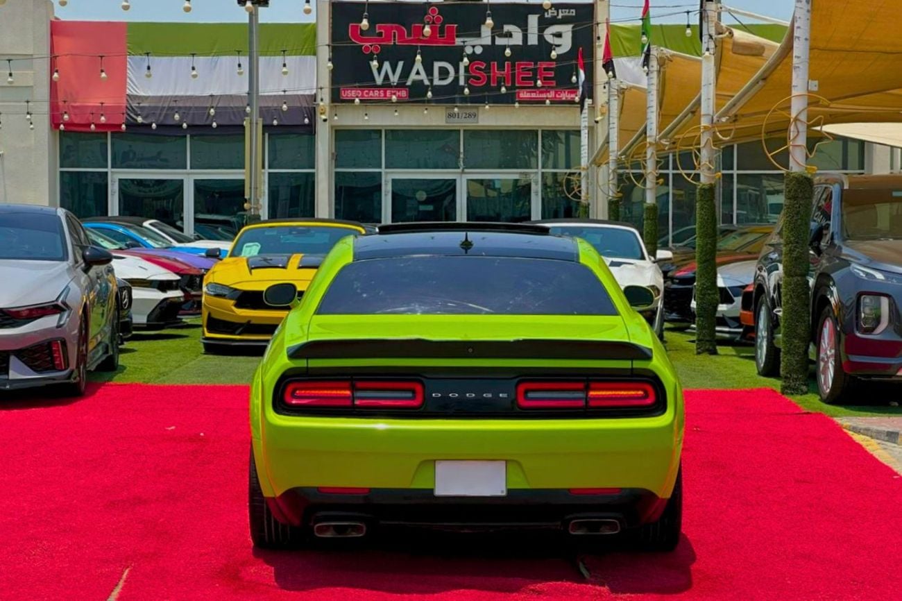 Dodge Challenger RT SCAT PACK WIDE BODY
