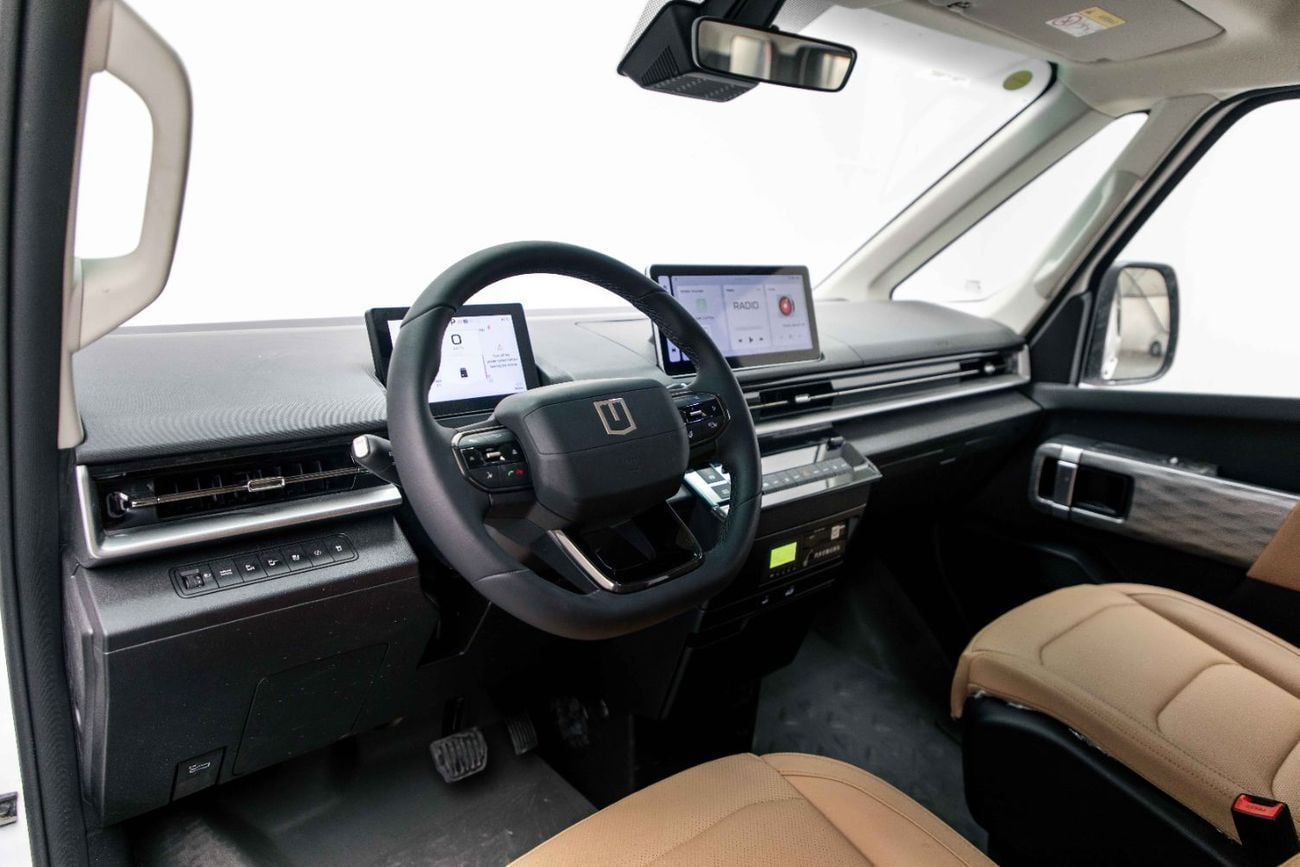 Geely Farizon 2025 Farizon Super Van - White inside Black and Brown | Export Only
