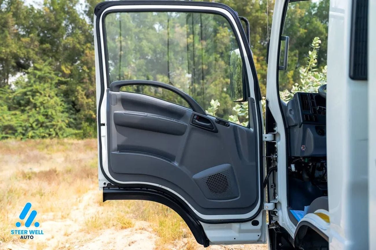 إيسوزو NPR 85 شاحنة إيسوزو NPR ريوارد الخفيفة موديل 2020 - حالة ممتازة (مواصفات دول مجلس التعاون الخليجي)