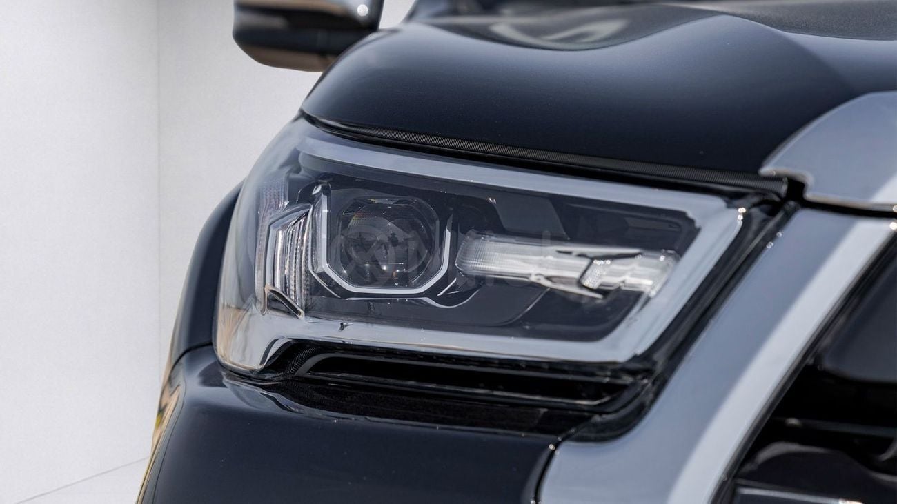 تويوتا هيلوكس 2-YEAR WARRANTY + SERVICE AVAILABLE | IN-HOUSE FINANCING | 0% DOWNPAYMENT (BANK)