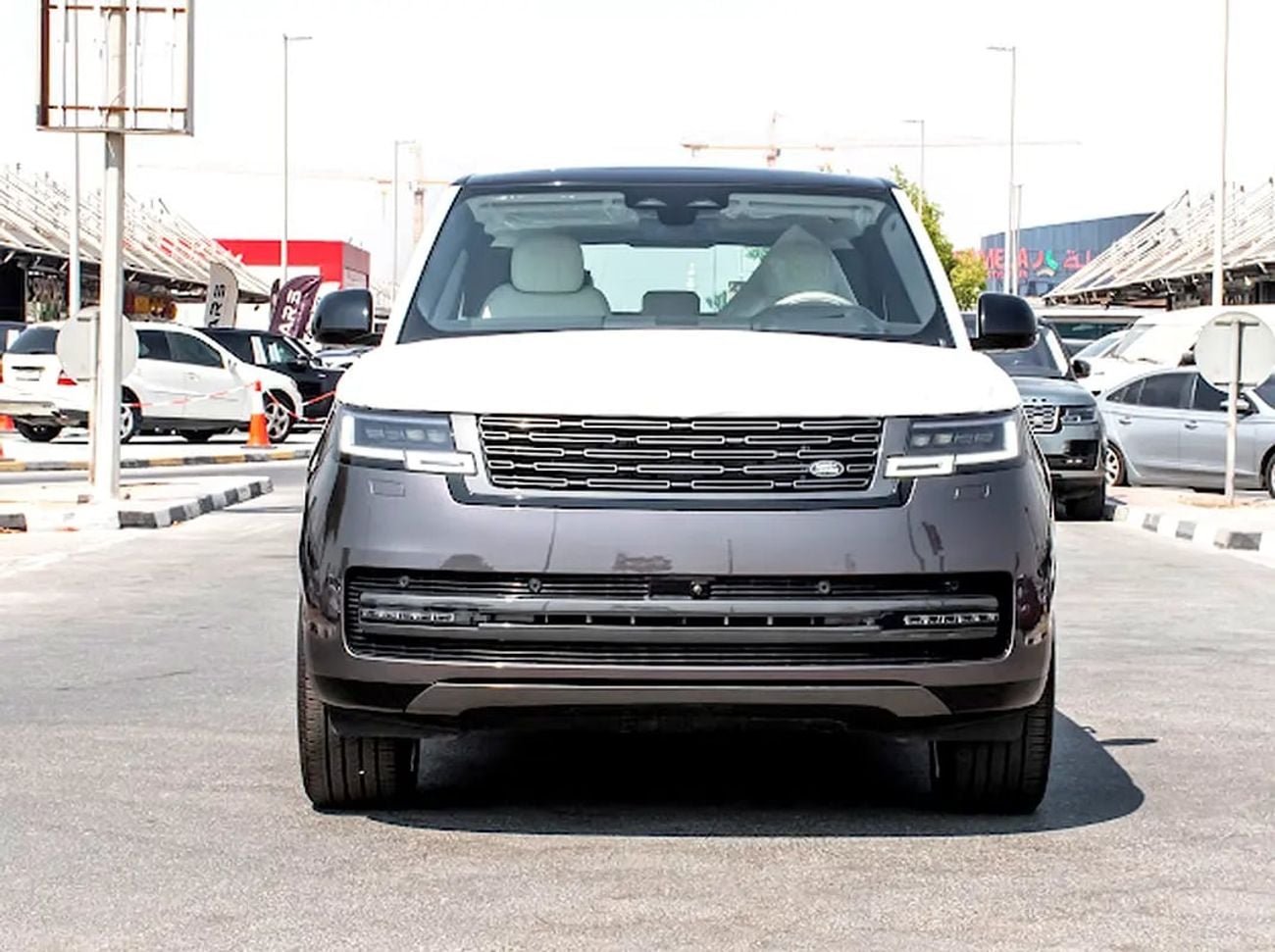 Land Rover Range Rover Brand HSE | GCC Specs | Luxury Reimagined