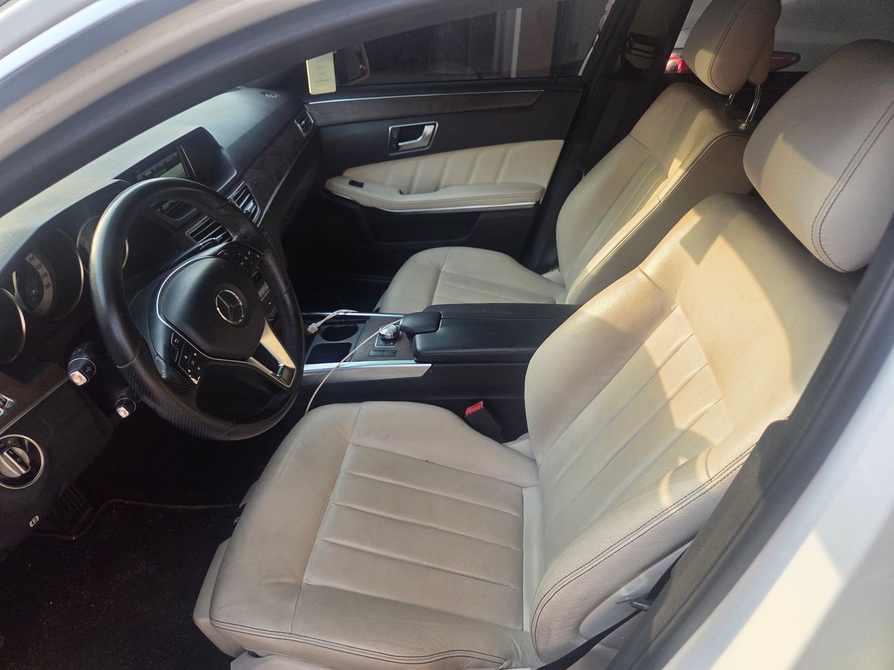 Mercedes Benz E300