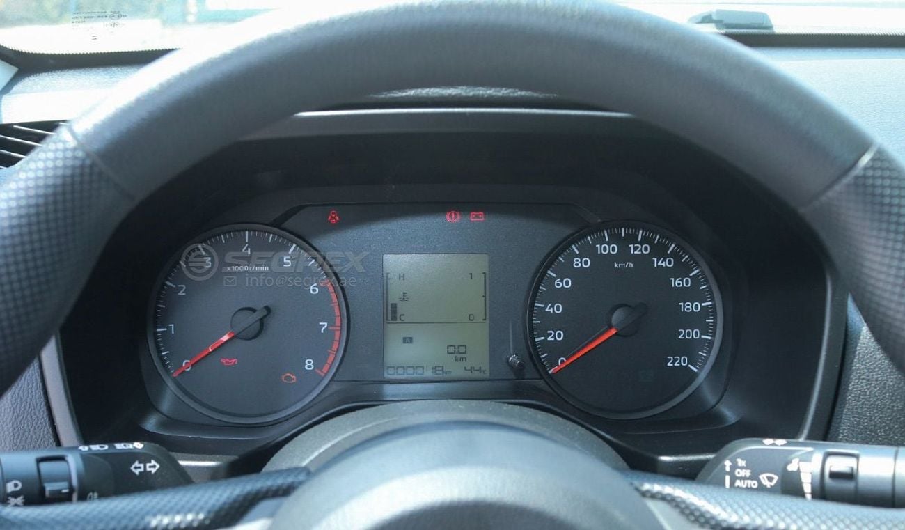 Mitsubishi L200 GL . Double Cab . 2.4L . Petrol . 4WD . 5-Speed Manual . 2027 Model . For Export