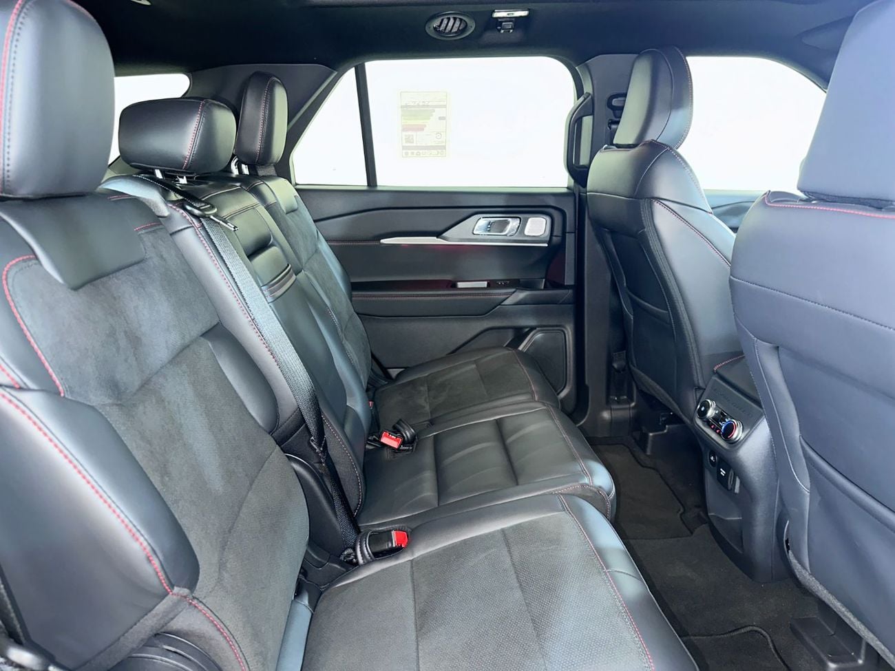 Ford Explorer ST EX-E3626R/AL TAYER MOTORS/ AL QOUZ SHOWROOM