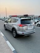 Toyota RAV4 XLE RAV4 XLE HV 4X4