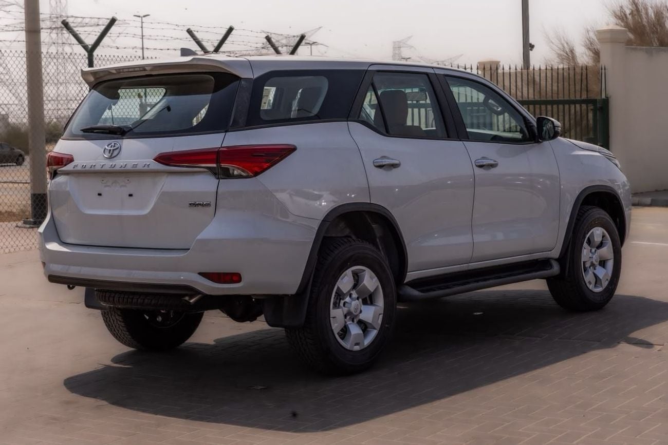 Toyota Fortuner SR5