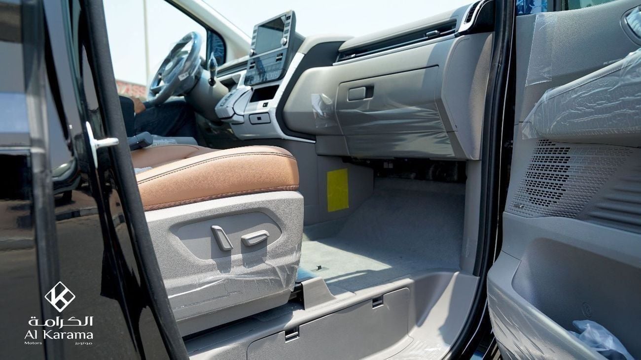 Hyundai Staria LUXURY 3.5L V6 | Pilot/VIP Seating | 360 Camera | Boss Audio System | 2 Sunroof