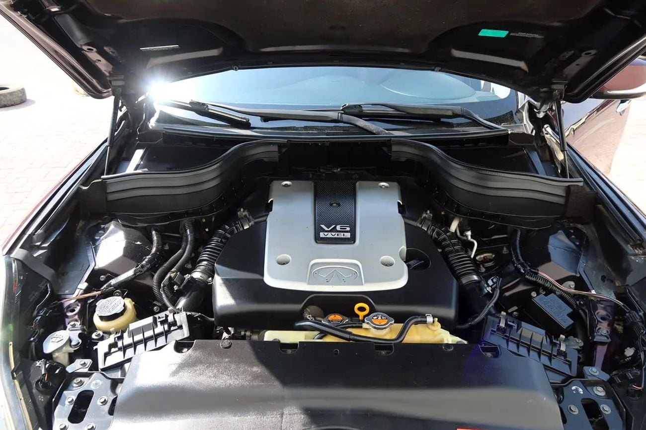 Infiniti QX50 3.7 V6 GCC | Original Paint | 2nd Owner
