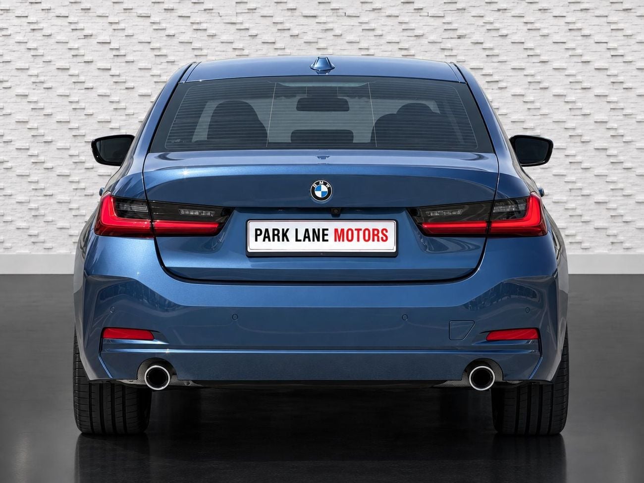 BMW 330i LUXURY M SPORT