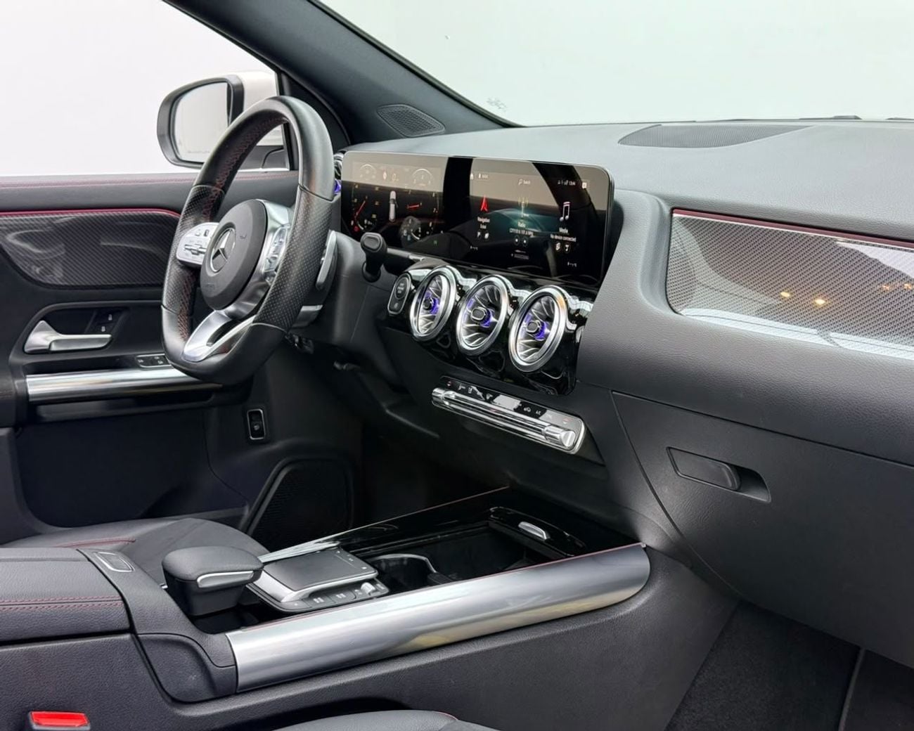 Mercedes Benz GLA 200 STANDARD 2022 Mercedes-Benz GLA 200, Agency Warranty+Service Contract+Full Service History, GCC Specs.