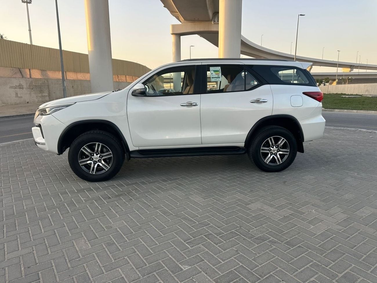 Toyota Fortuner EXR Toyota Fortuner Model 2023 7 seats clean Good condition
