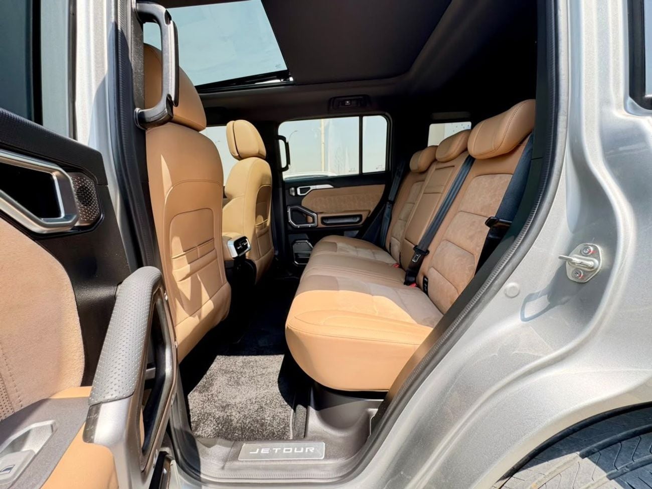 Jetour T2 LUX 1630- AED MONTHLY- GCC l WARRANTY l 2.0L TURBO