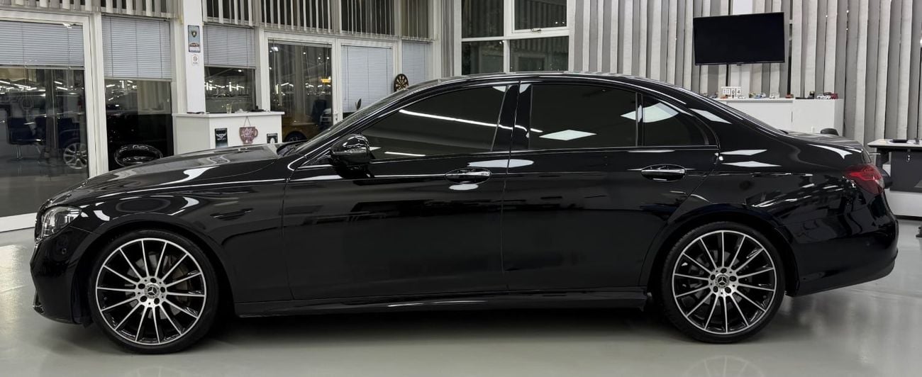 مرسيدس بنز E300 AMG مجلس التعاون الخليجي .. سجل صيانة كامل .. حالة ممتازة .. AMG ..