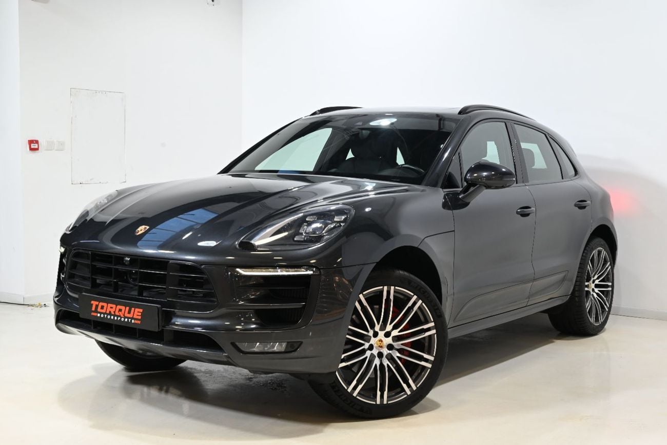 Porsche Macan TURBO 2017 Porsche Macan Turbo, Full Service History, Excellent Condition, GCC