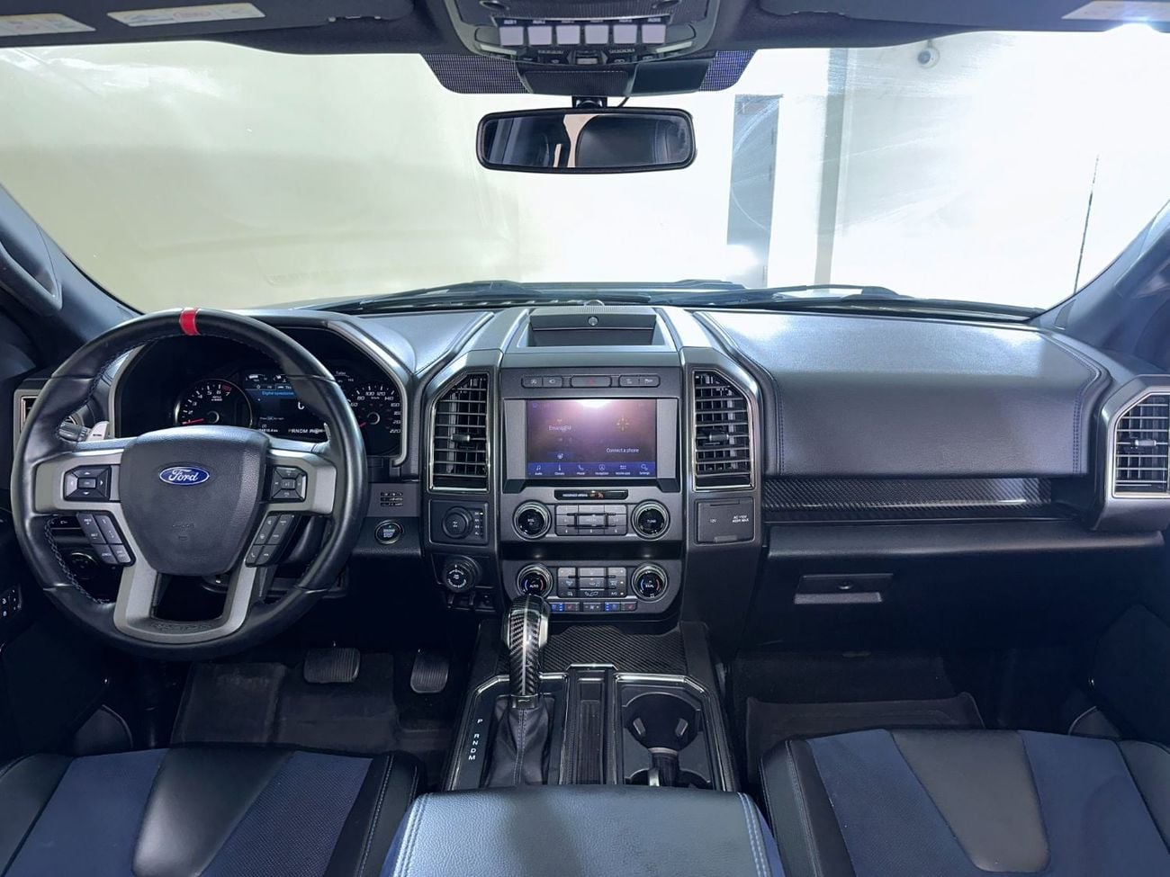 Ford F-150 RAPTOR CREW CAB LUX RP1620 /AL TAYER MOTORS/AL QOUZ SHOWROOM