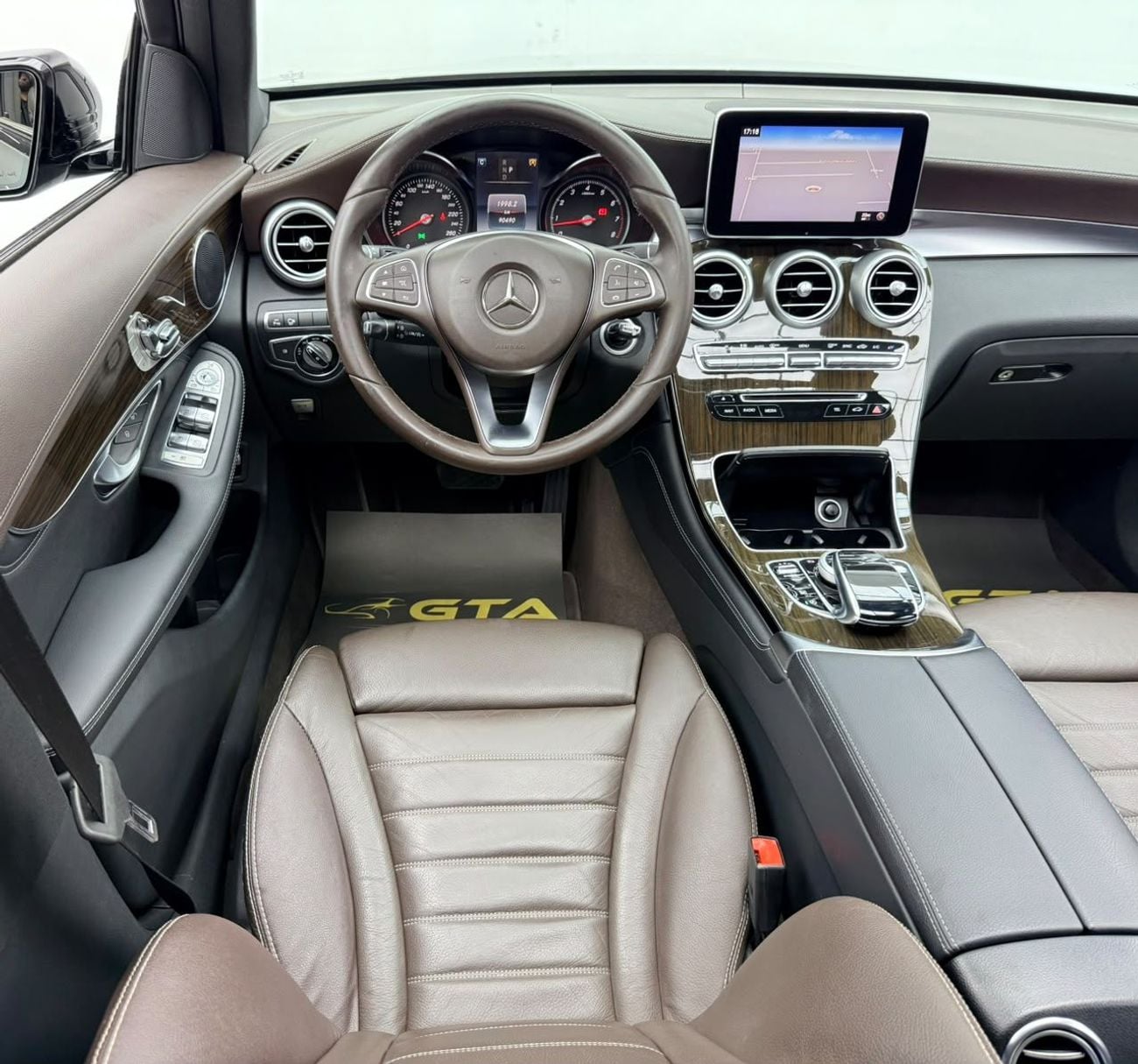 Mercedes Benz GLC 300 AMG 2017 Mercedes Benz GLC300 4MATIC, Service History, Fully Loaded, Excellent Condition, GCC